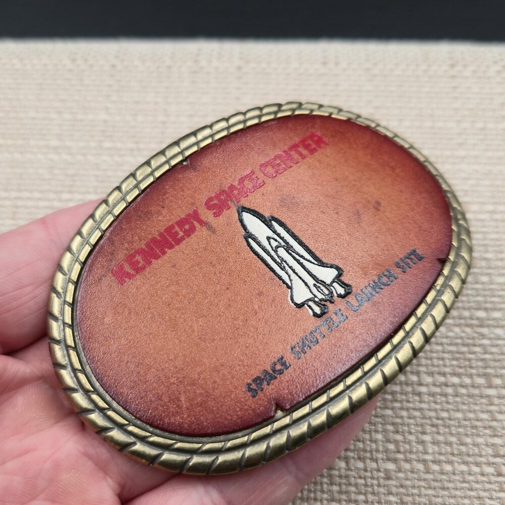 Leather Face Kennedy Space Center Vintage Belt Buckle B889 - Picture 2 of 6